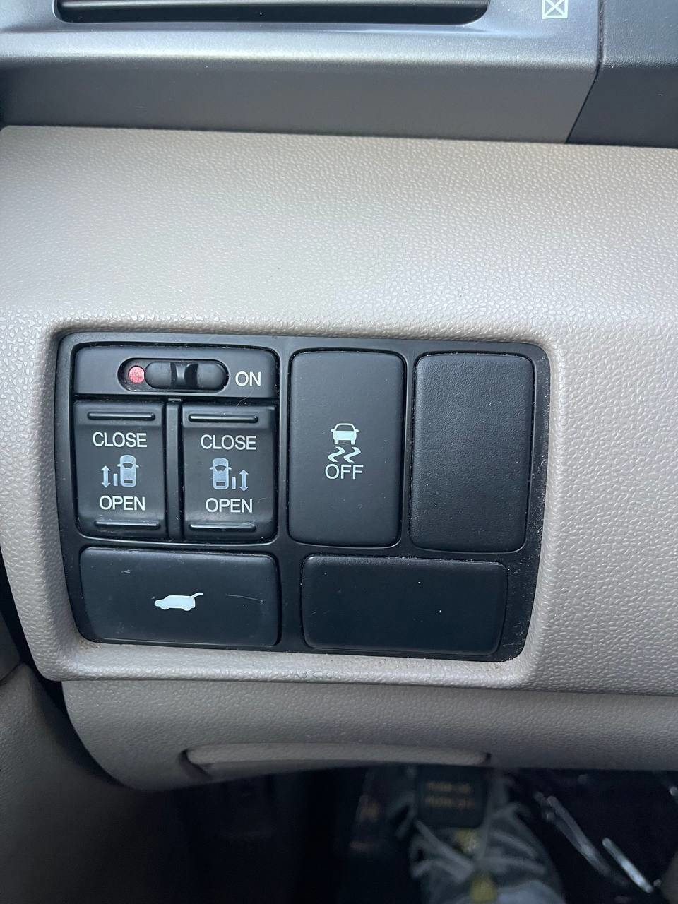 Used 2011 Honda Odyssey EX-L image 23