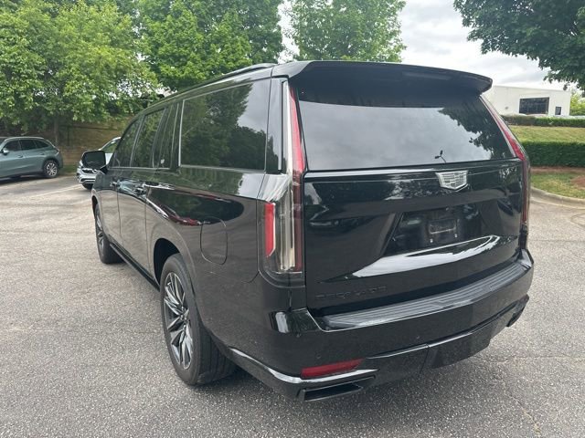 Used 2021 Cadillac Escalade ESV Sport w/ Driver Assist Tech Package AWD/4WD image 7