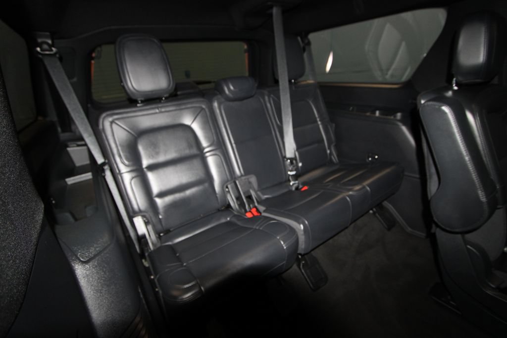 Used 2024 Lincoln Navigator L Reserve AWD/4WD image 28