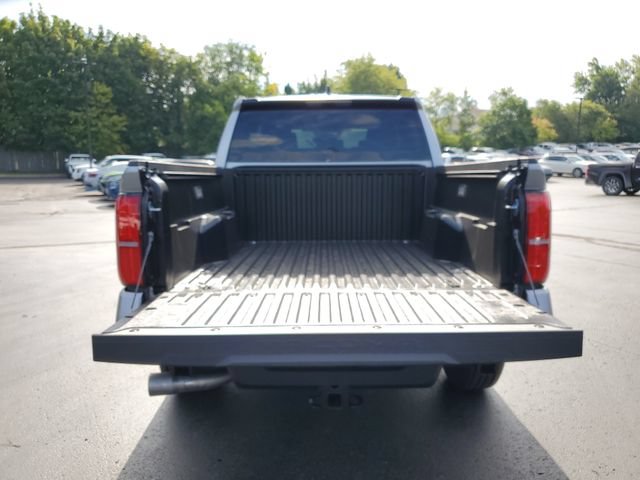 New 2026 Toyota Tacoma SR5 AWD/4WD image 8
