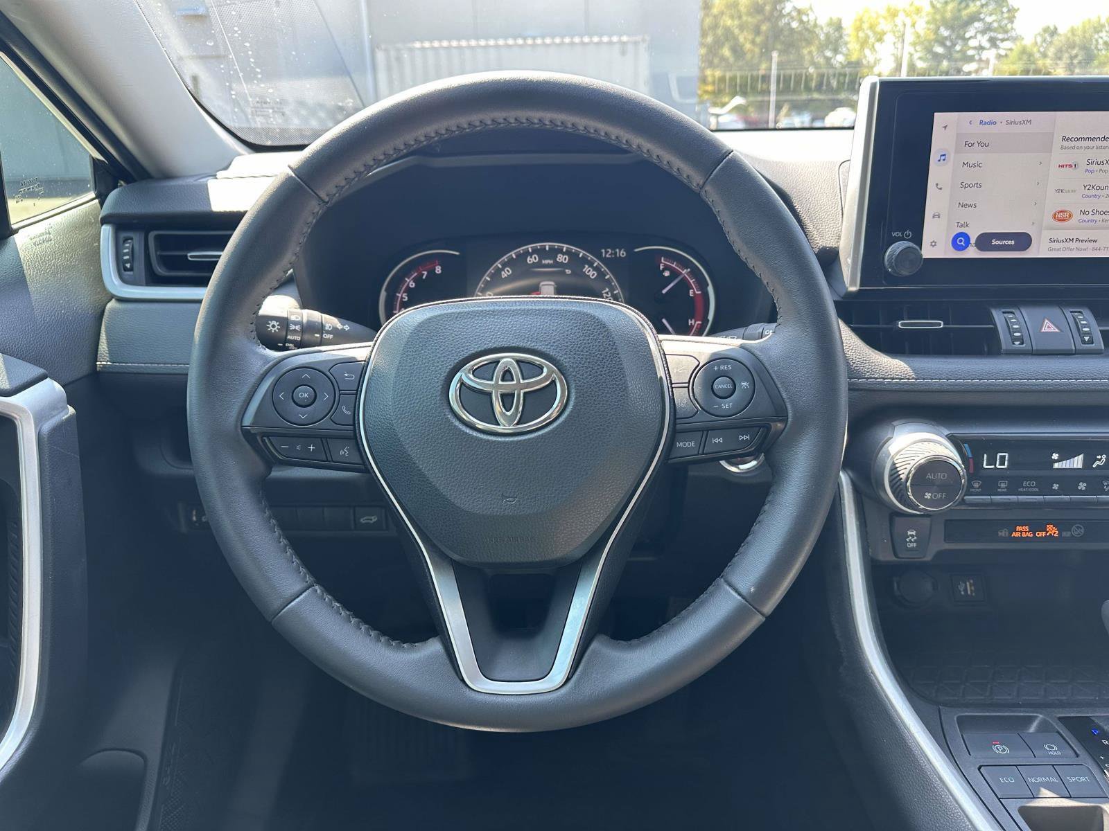 Used 2023 Toyota RAV4 XLE Premium FWD image 12