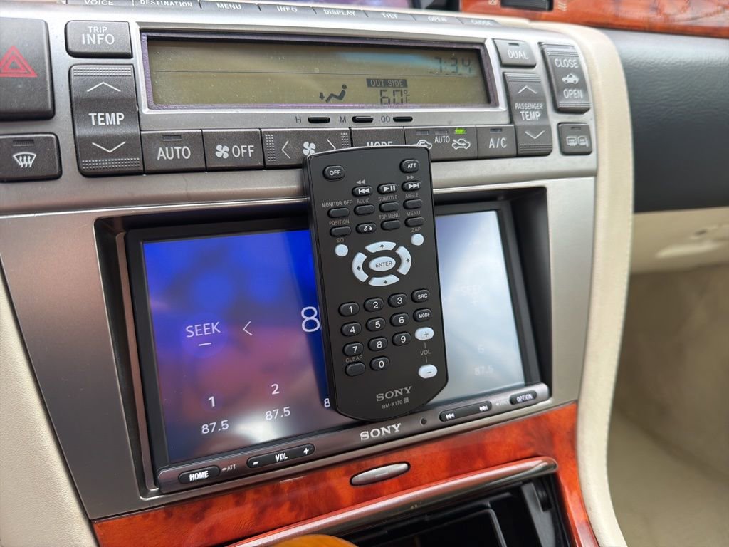 Used 2006 Lexus SC 430 Convertible image 25