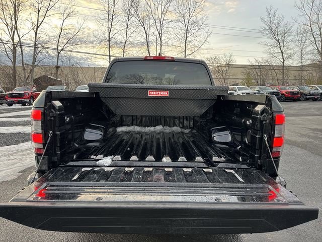 Used 2024 Nissan Frontier SV image 25