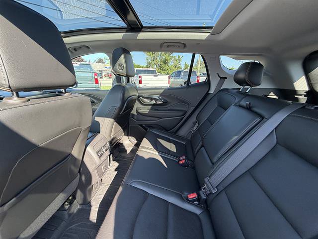 Used 2022 GMC Terrain AT4 w/ Infotainment Package II AWD/4WD image 28
