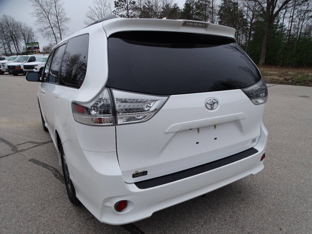 Used 2019 Toyota Sienna SE Premium AWD/4WD image 10