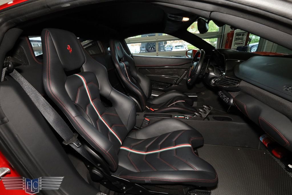 Used 2014 Ferrari 458 Speciale image 22