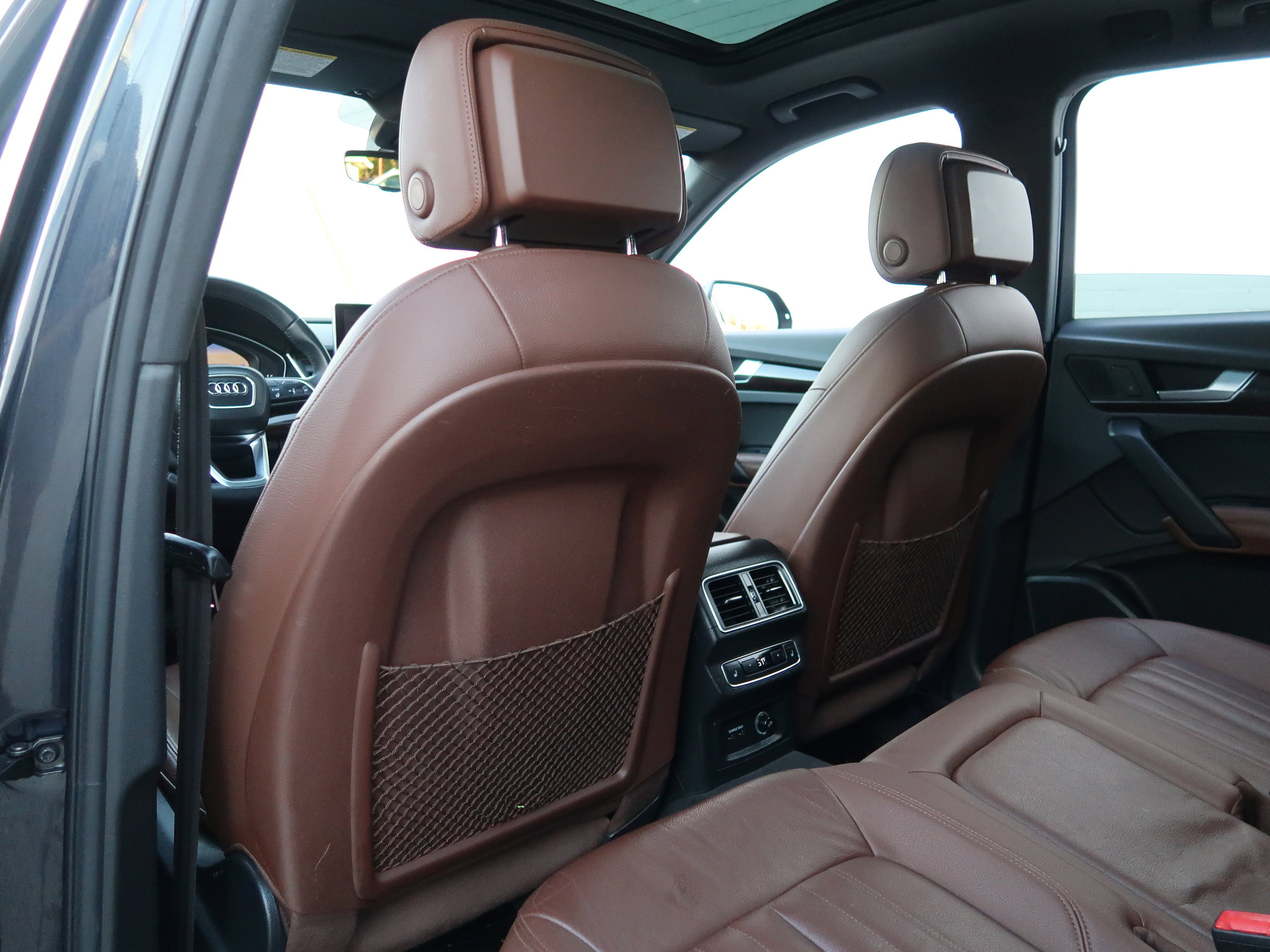 Used 2019 Audi Q5 2.0T Premium Plus w/ Premium Plus Package image 37