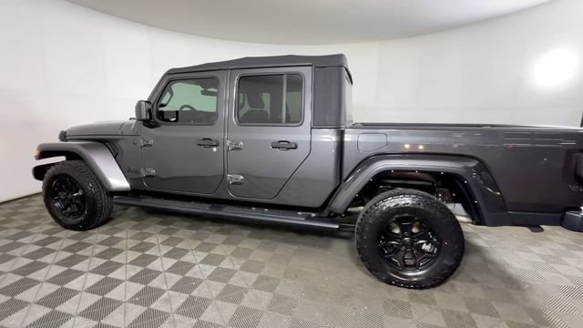 Used 2022 Jeep Gladiator Sport AWD/4WD image 8