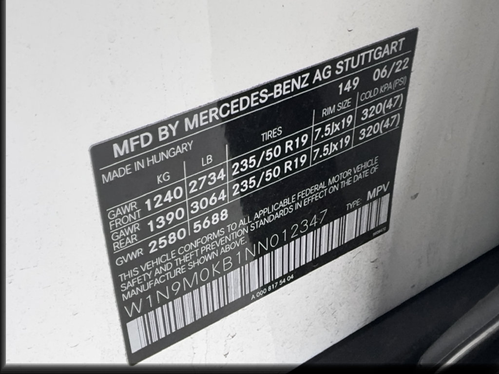 Used 2022 Mercedes-Benz EQB 300 4MATIC image 60