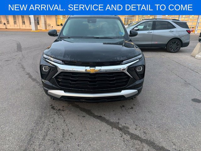 Used 2025 Chevrolet TrailBlazer LT w/ LT Cold Weather Package AWD/4WD image 4