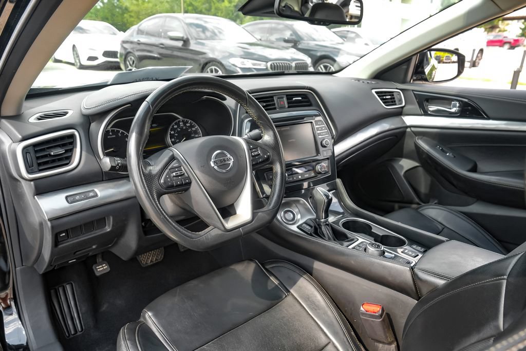 Used 2021 Nissan Maxima 3.5 SV w/ Floor Mat Group FWD image 12
