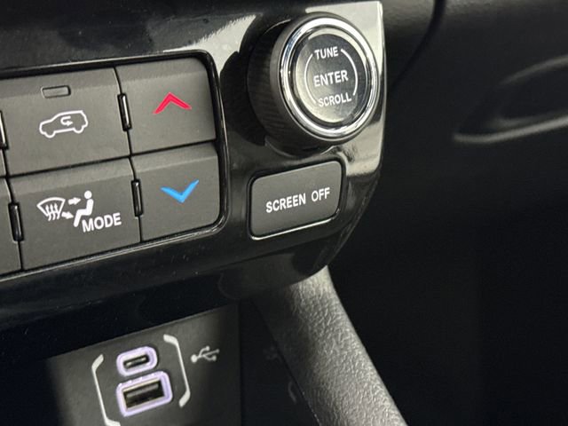 Used 2025 Jeep Compass Limited image 19