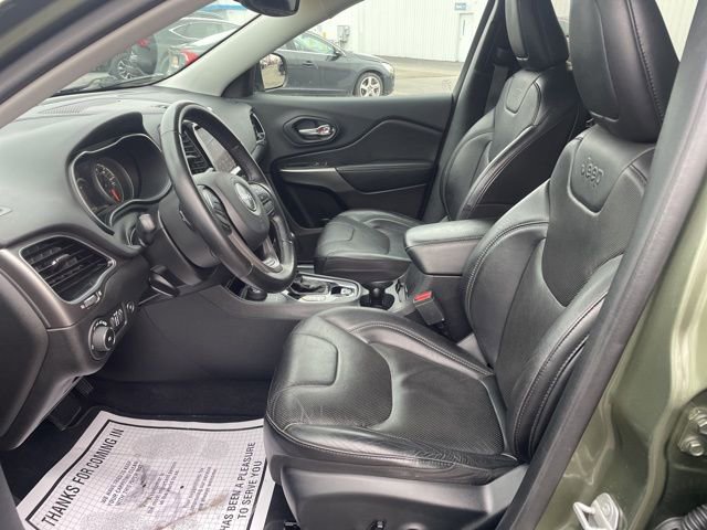 Used 2020 Jeep Cherokee Limited image 19