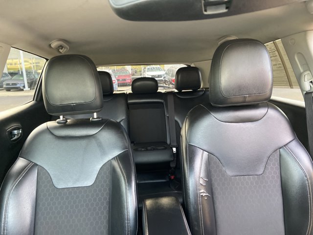 Used 2019 Jeep Compass Latitude image 18