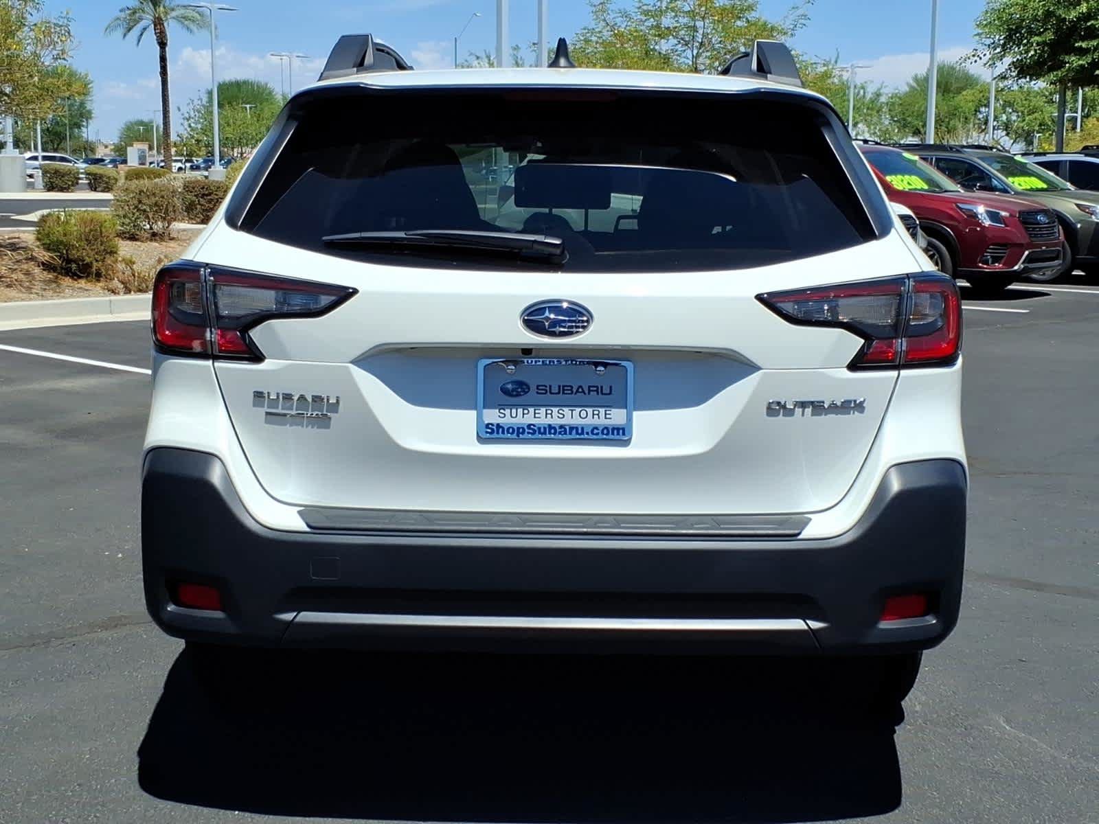Used 2025 Subaru Outback Premium AWD/4WD image 6