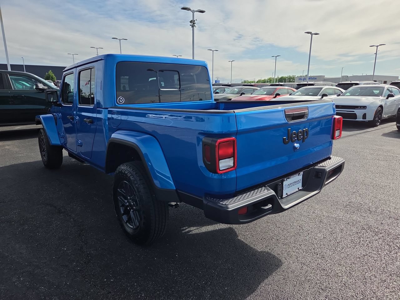 New 2026 Jeep Gladiator Sport AWD/4WD image 5