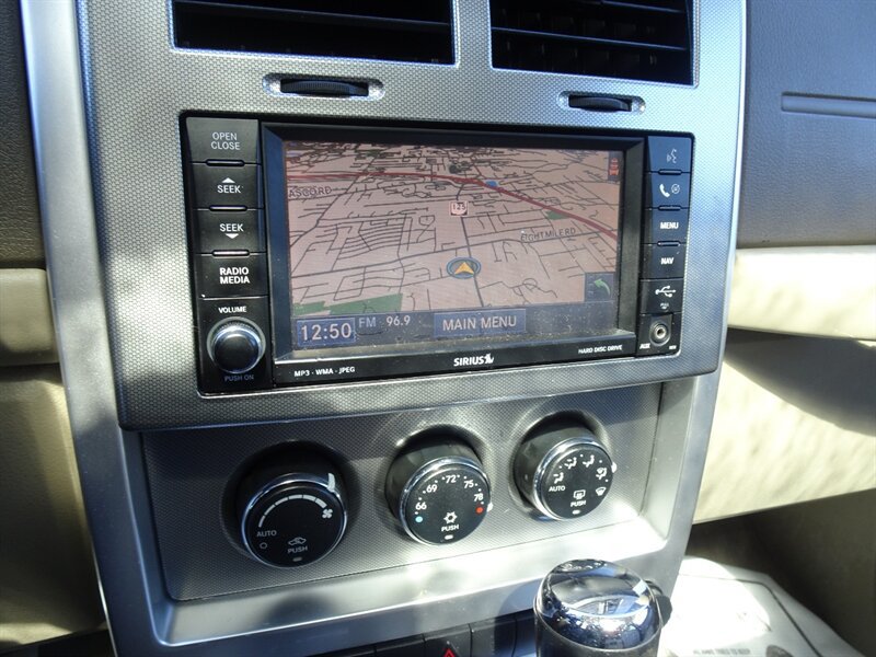 Used 2010 Jeep Liberty Limited w/ Tire & Wheel Group AWD/4WD image 16