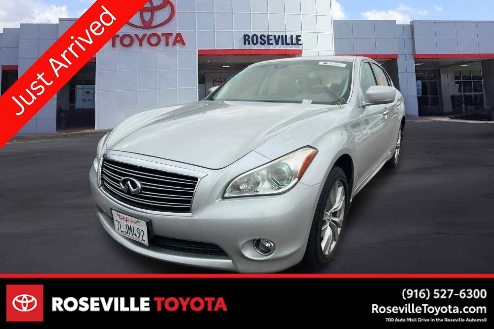 Used 2012 INFINITI M37 x w/ Premium Pkg