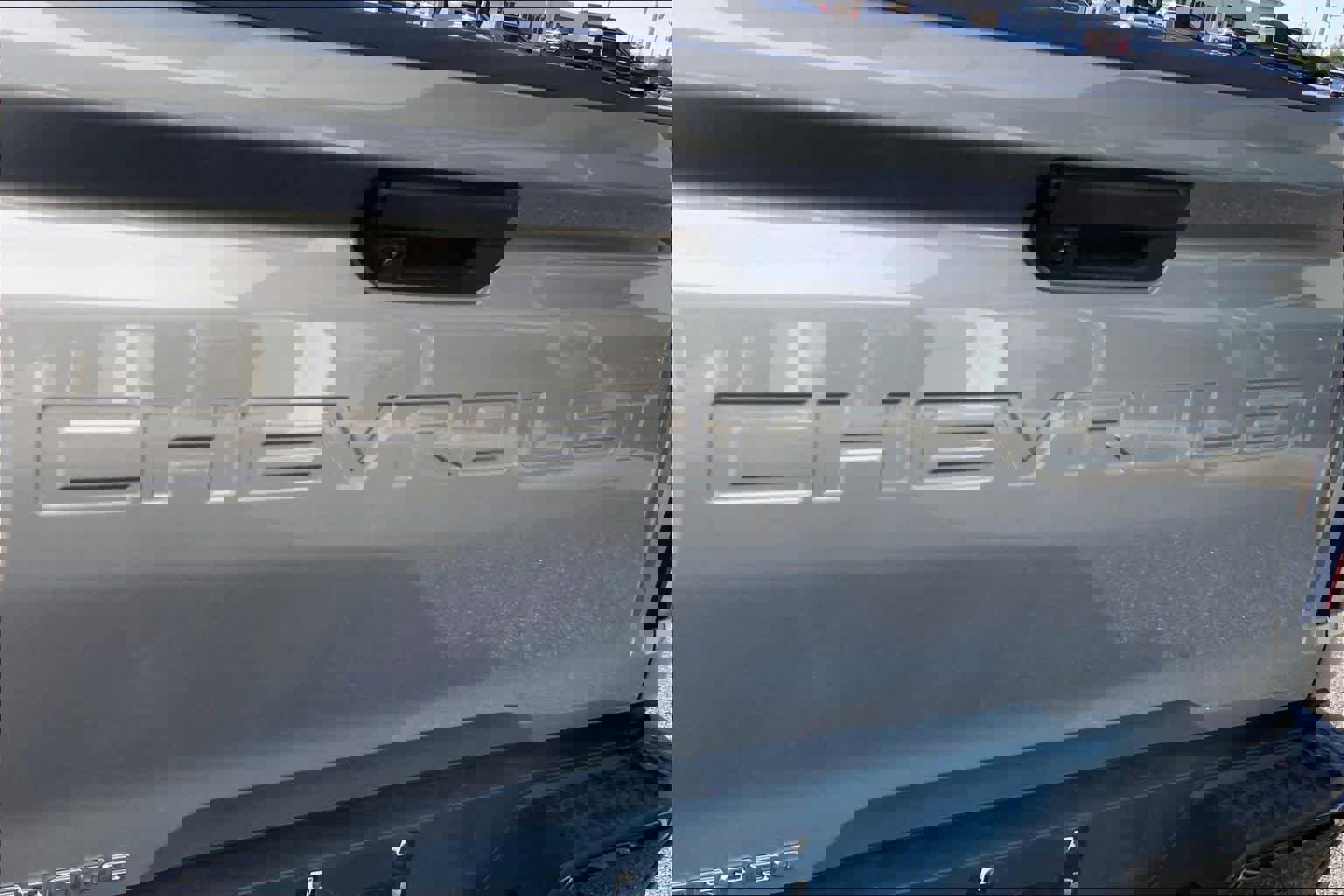 Used 2024 Chevrolet Colorado W/T image 10