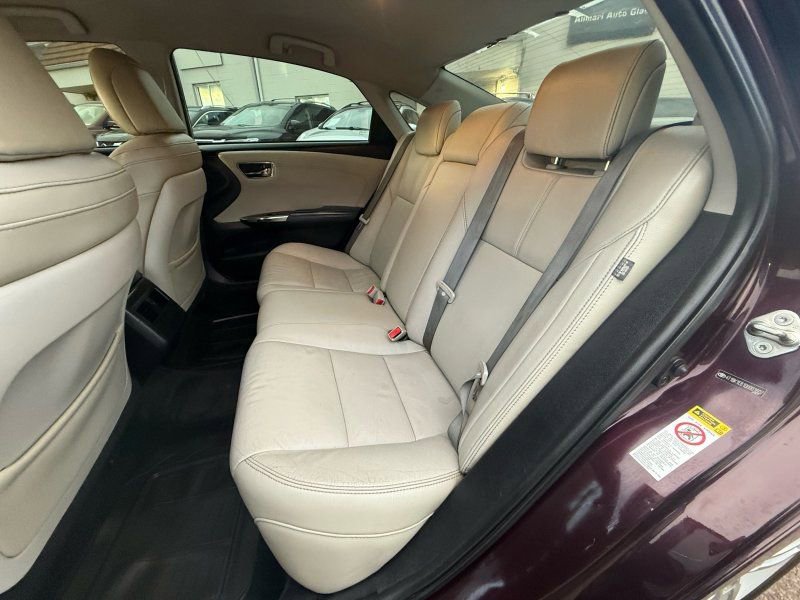 Used 2013 Toyota Avalon XLE image 13