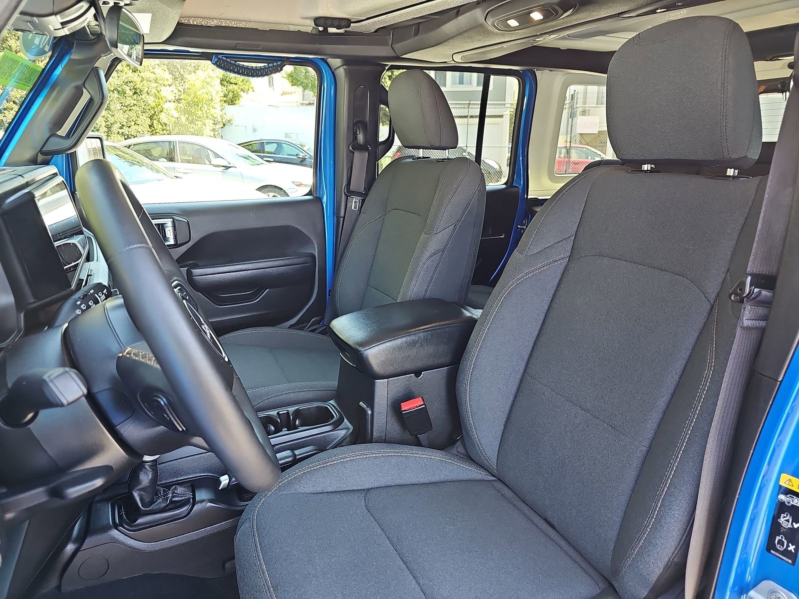 Used 2024 Jeep Wrangler Unlimited w/ Convenience Group AWD/4WD image 14