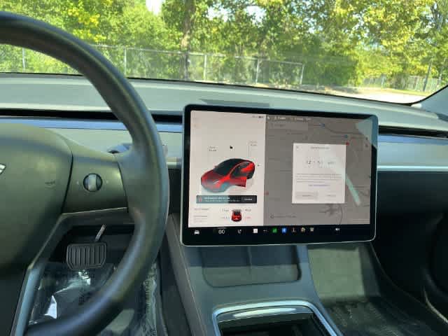 Used 2023 Tesla Model 3 Standard Range RWD image 15