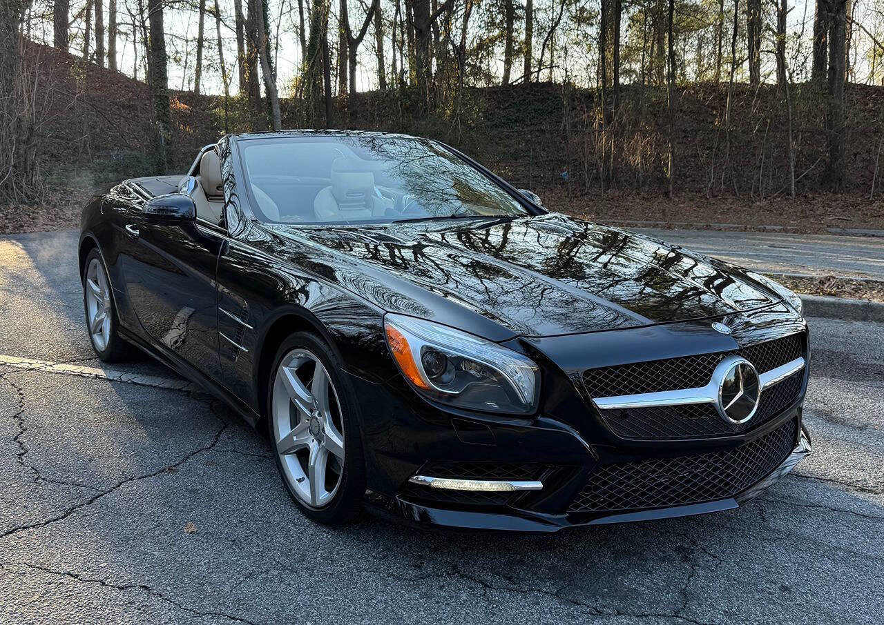 Used 2014 Mercedes-Benz SL 550 w/ Driver Assistance Package image 8