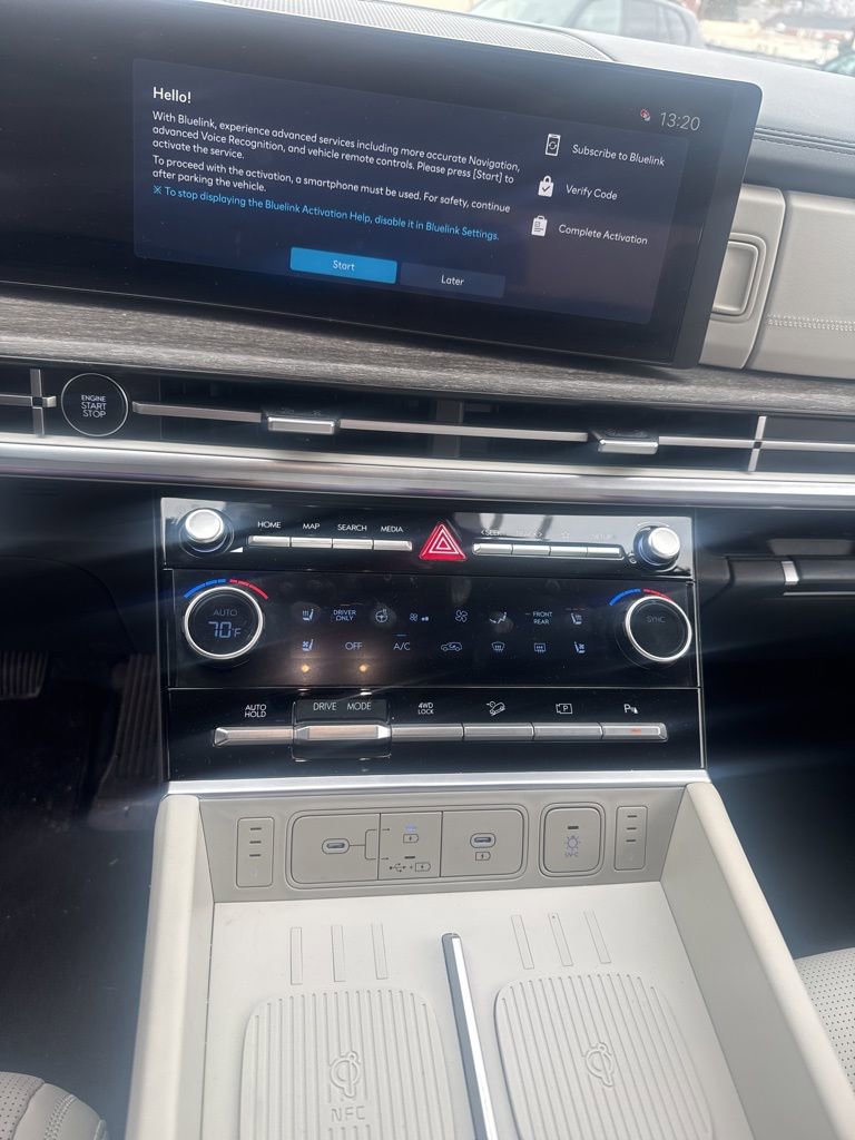 Used 2024 Hyundai Santa Fe Calligraphy image 25