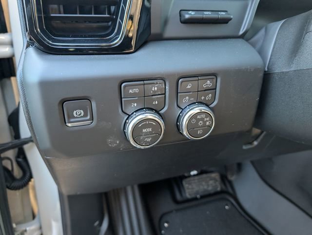 New 2026 GMC Sierra 3500 AT4 w/ Technology Package image 17