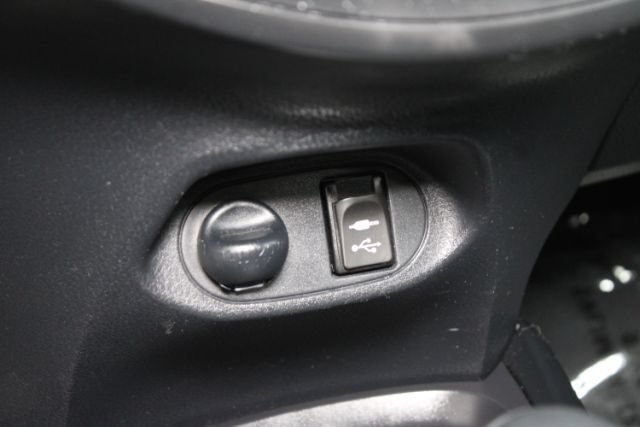 Used 2015 Toyota Yaris LE FWD image 17