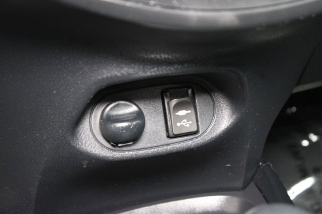 Used 2015 Toyota Yaris LE FWD image 17