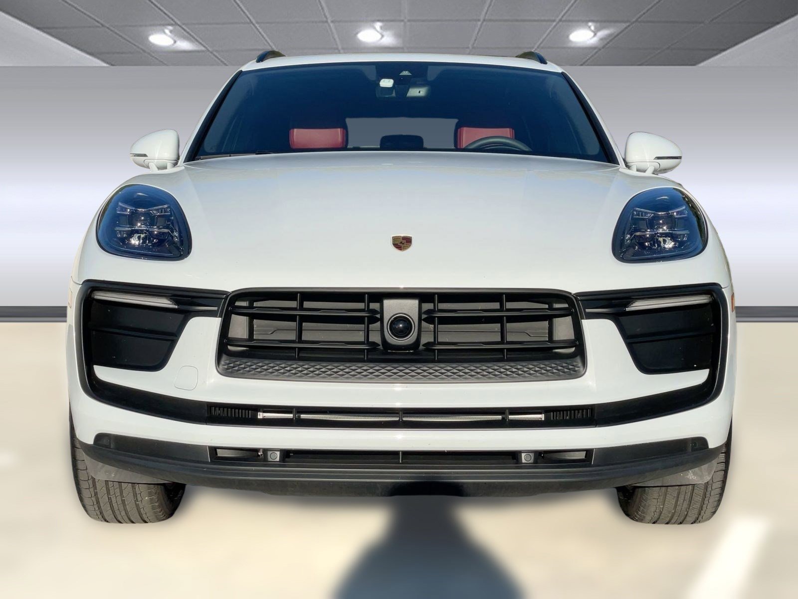 Used 2025 Porsche Macan image 6