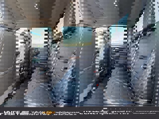 Used 2021 GMC Sierra 1500 SLT image 32