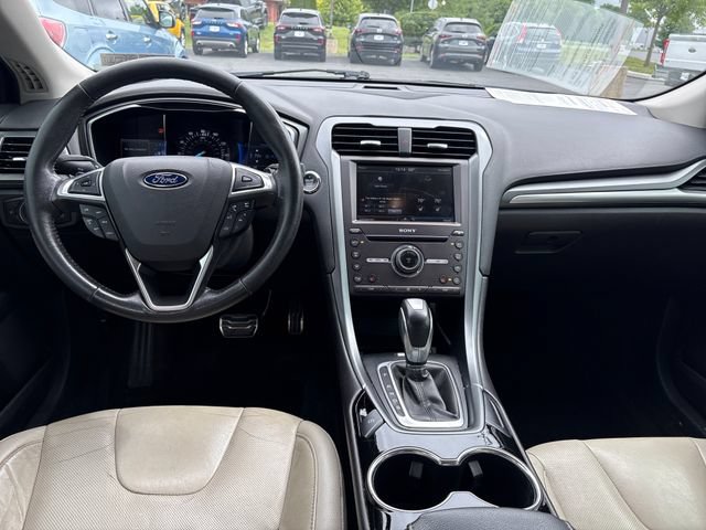 Used 2016 Ford Fusion Titanium AWD/4WD image 13