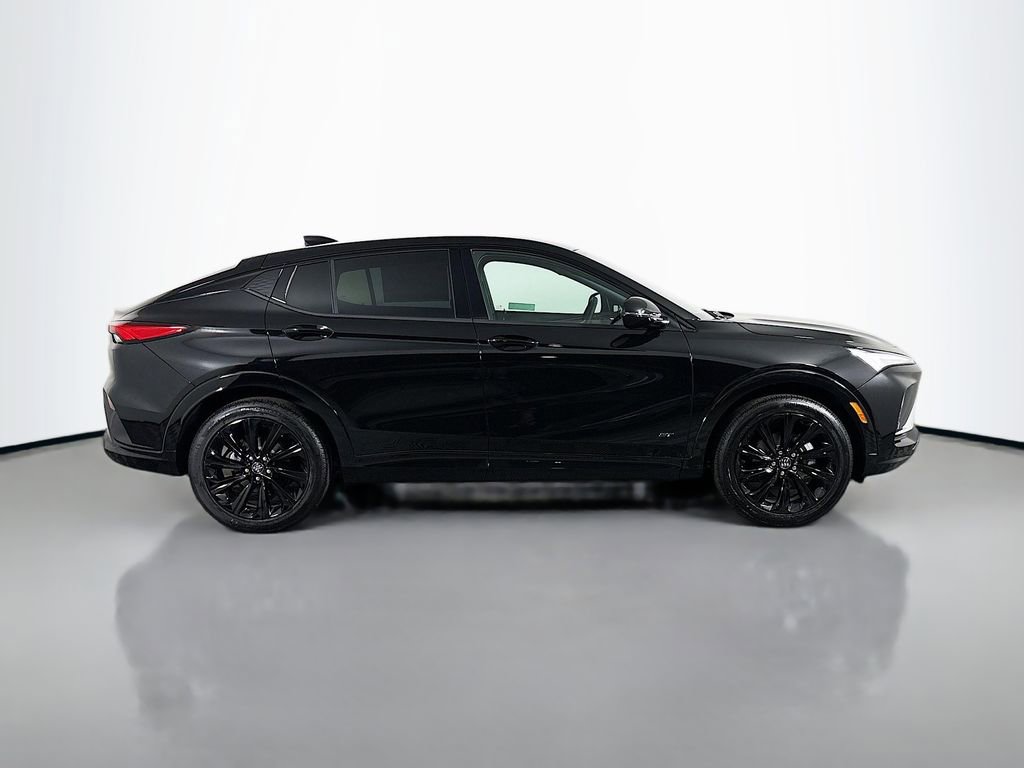 Used 2026 Buick Envista Sport Touring w/ Convenience I Package FWD image 9