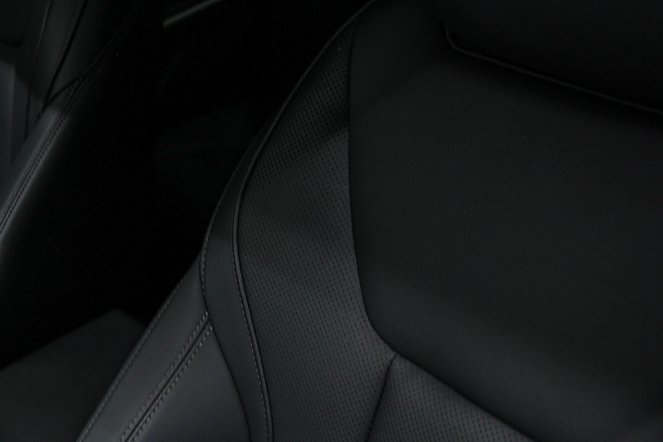 Certified 2023 BMW 330e w/ M Sport Package image 25