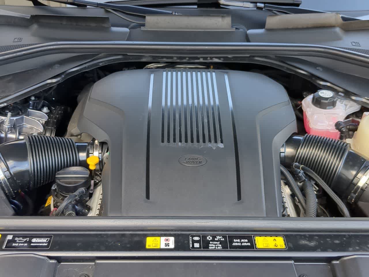 Used 2025 Land Rover Range Rover SE image 15