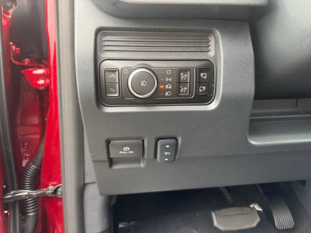 New 2026 Ford F250 Platinum AWD/4WD image 23