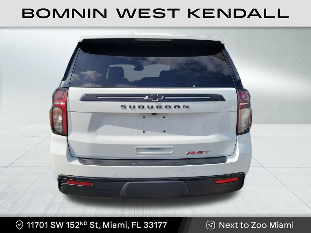 Used 2023 Chevrolet Suburban RST w/ Luxury Package image 4