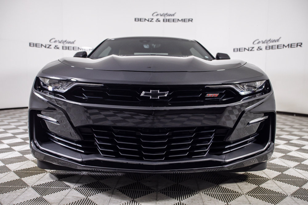 Used 2021 Chevrolet Camaro SS RWD image 5