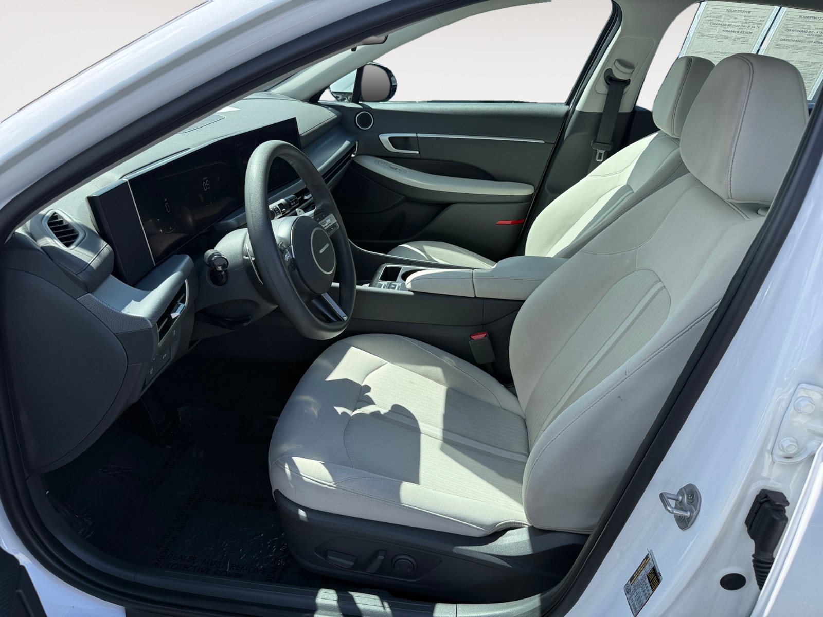 Used 2025 Hyundai Sonata SEL FWD image 10