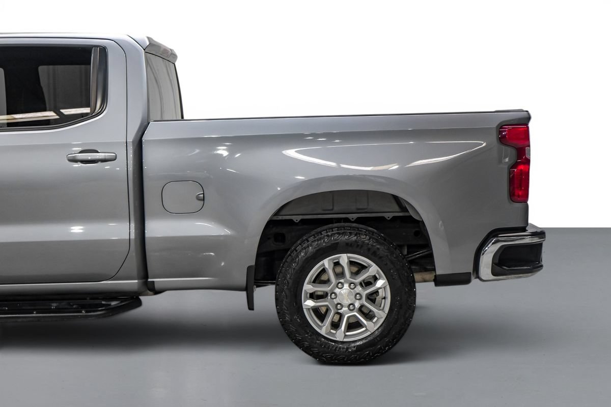 Used 2023 Chevrolet Silverado 1500 LT w/ Z71 Off-Road Package AWD/4WD image 11