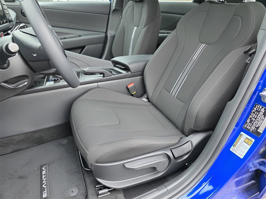 New 2026 Hyundai Elantra Sport image 13
