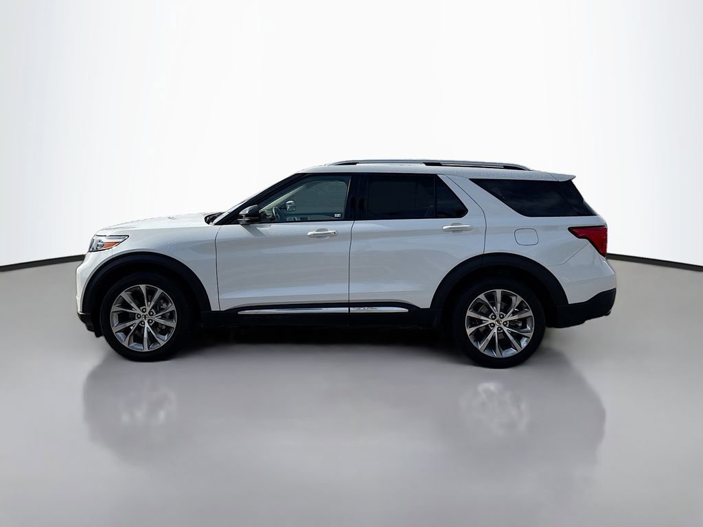 Used 2023 Ford Explorer Platinum w/ Technology Package image 4