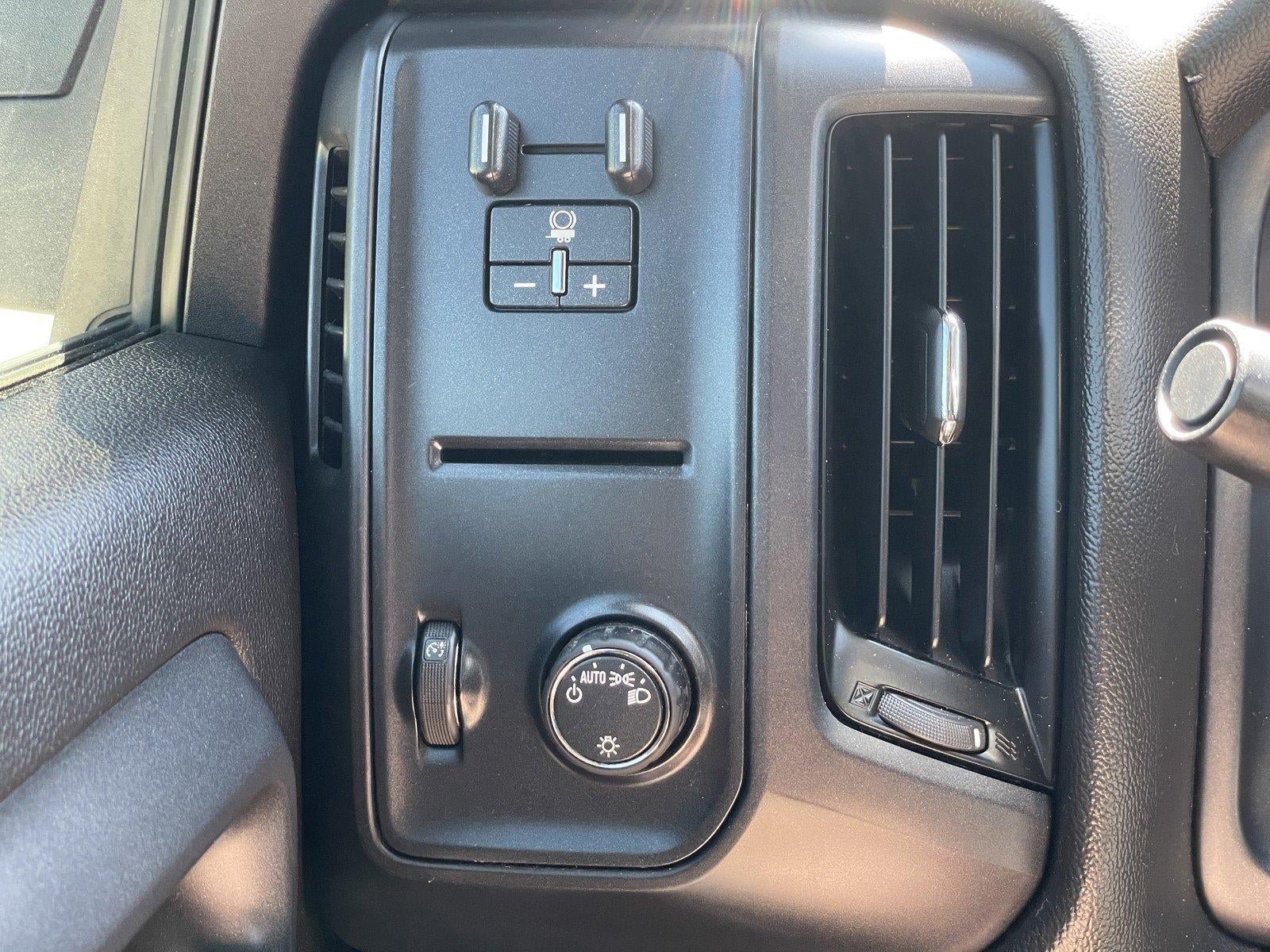 Used 2017 Chevrolet Silverado 2500 W/T w/ WT Convenience Package AWD/4WD image 31