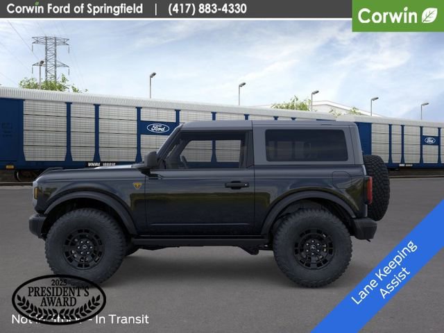 New 2026 Ford Bronco Badlands image 3