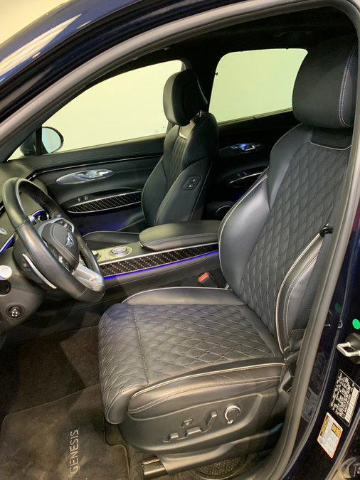 Used 2023 Genesis GV70 3.5T Sport w/ Sport Prestige Package image 18