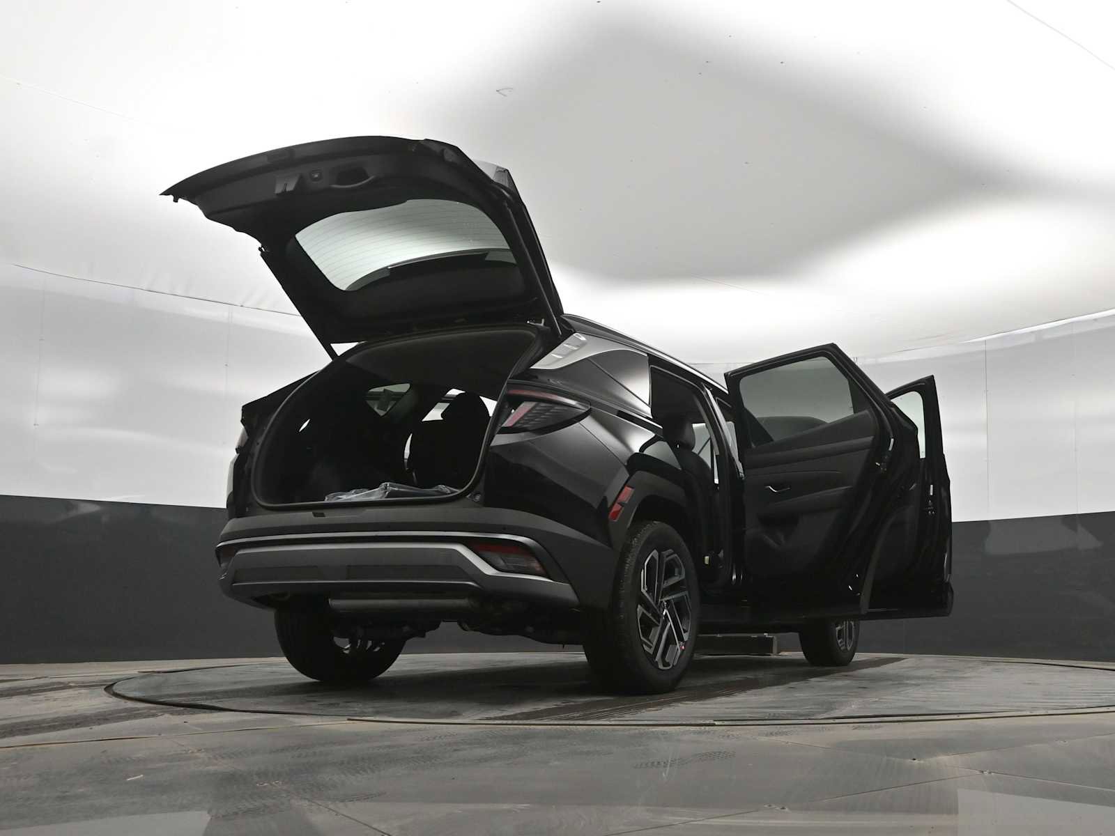 New 2026 Hyundai Tucson Limited image 43