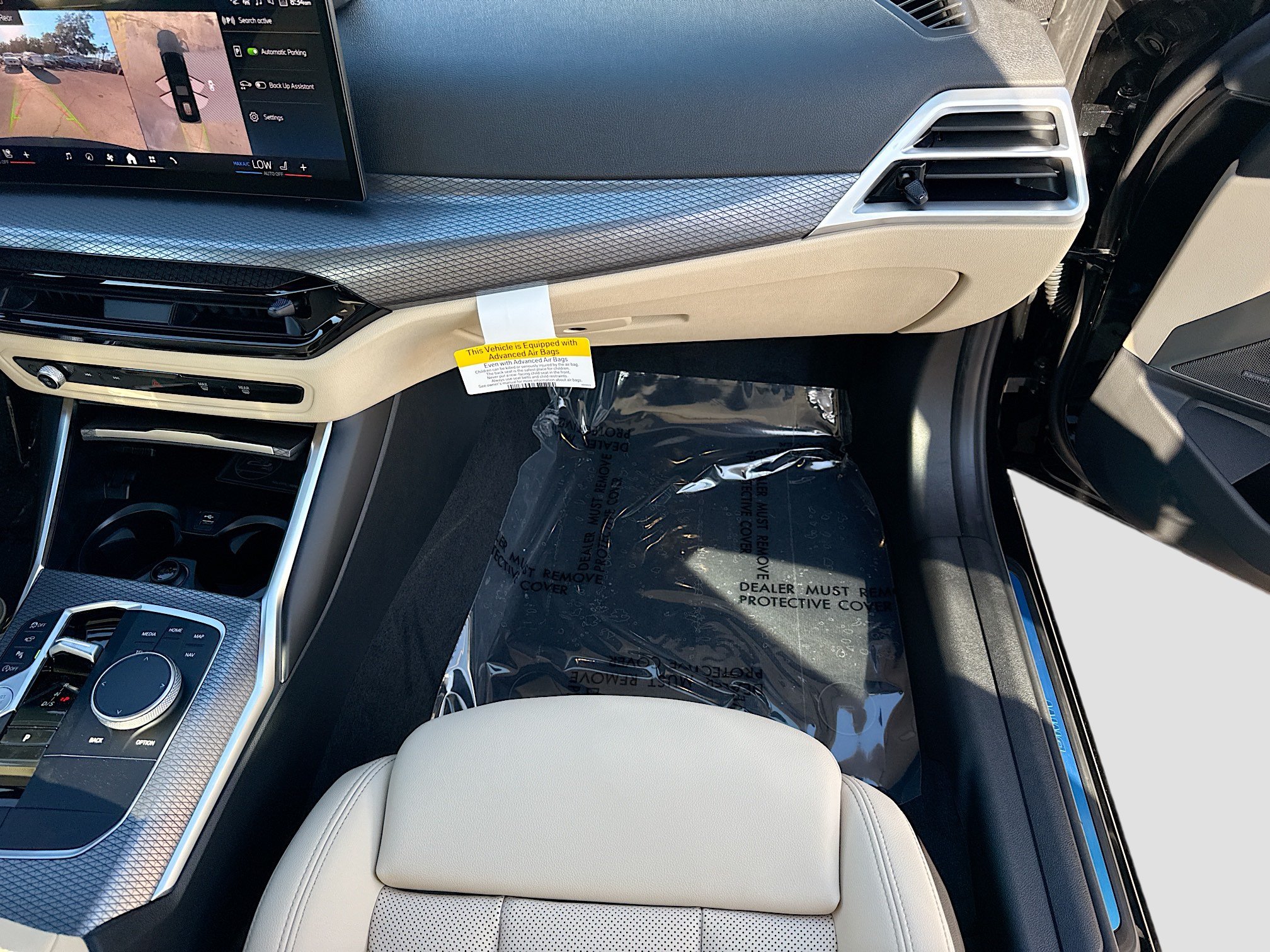 New 2026 BMW 330i Sedan w/ Premium Package RWD image 18