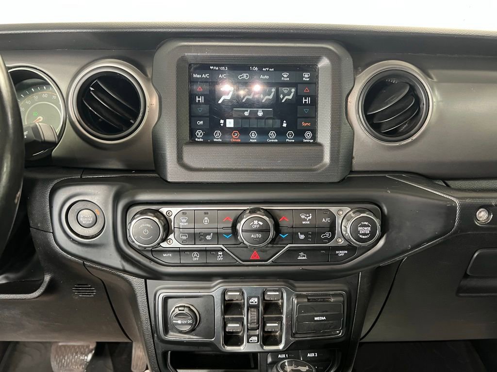 Used 2023 Jeep Wrangler Willys image 12